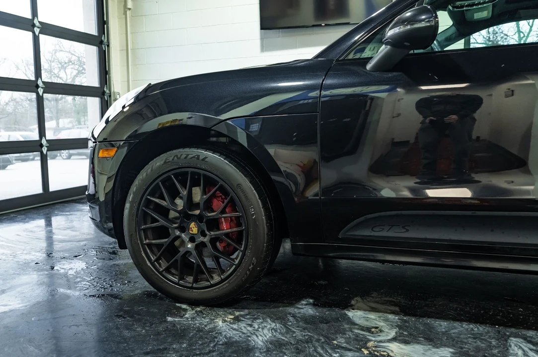 2017 Porsche Macan GTS - Image 4 of 21
