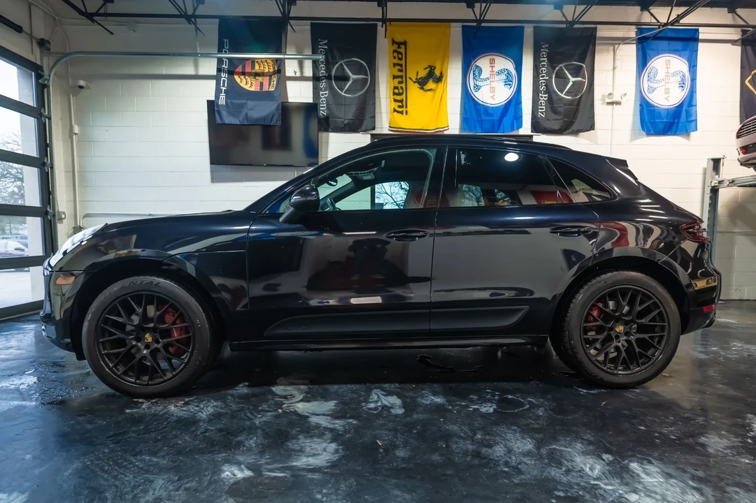 2017 Porsche Macan GTS - Image 3 of 21