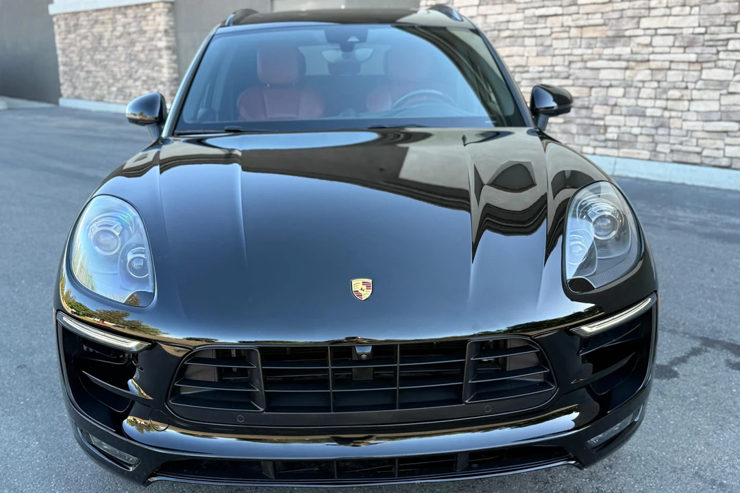 2017 Porsche Macan GTS - Image 2 of 31