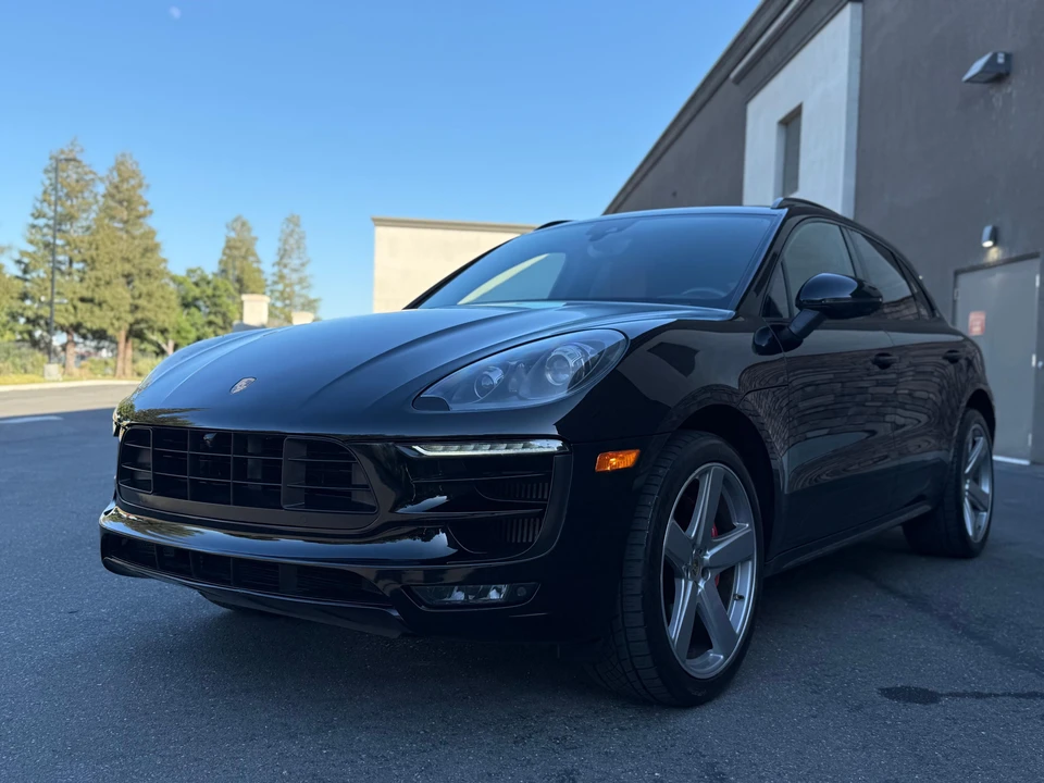 2017 Porsche Macan GTS - Image 7 of 31