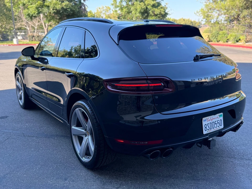 2017 Porsche Macan GTS - Image 8 of 31