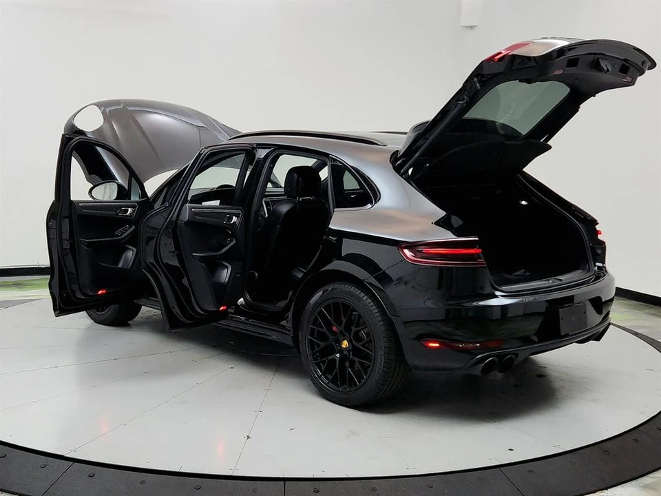 2017 Porsche Macan GTS - Image 12 of 12