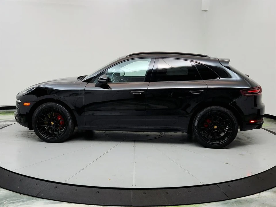 2017 Porsche Macan GTS - Image 8 of 12