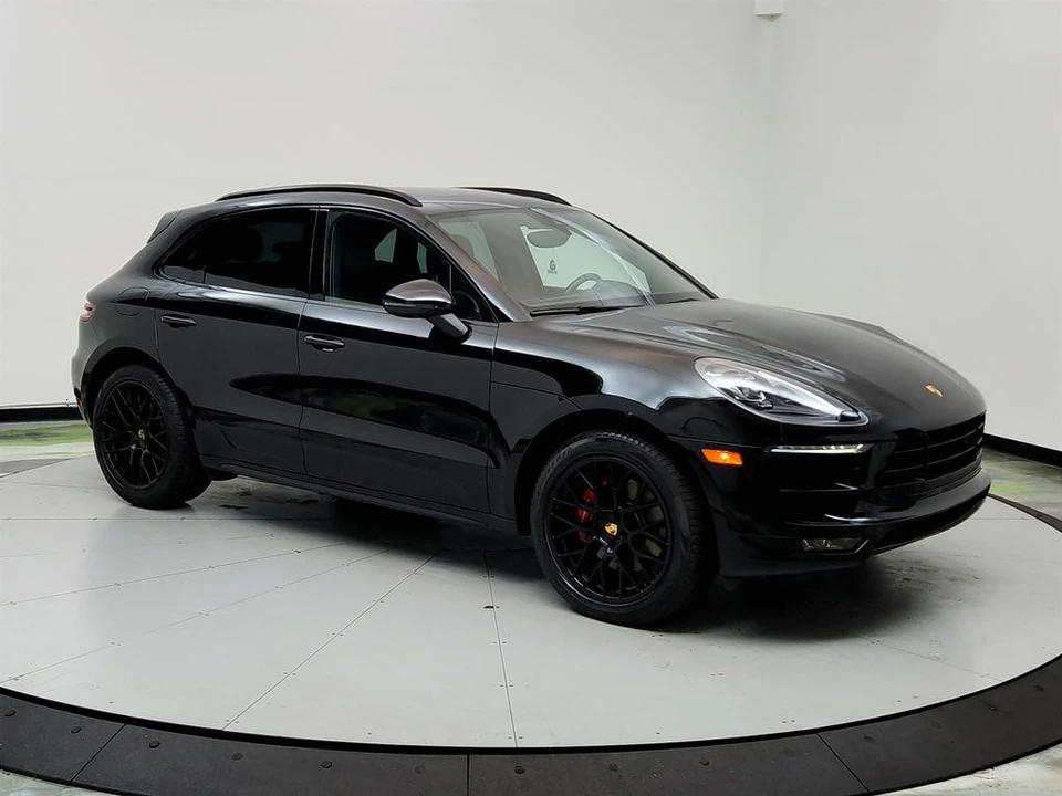 2017 Porsche Macan GTS - Image 3 of 12
