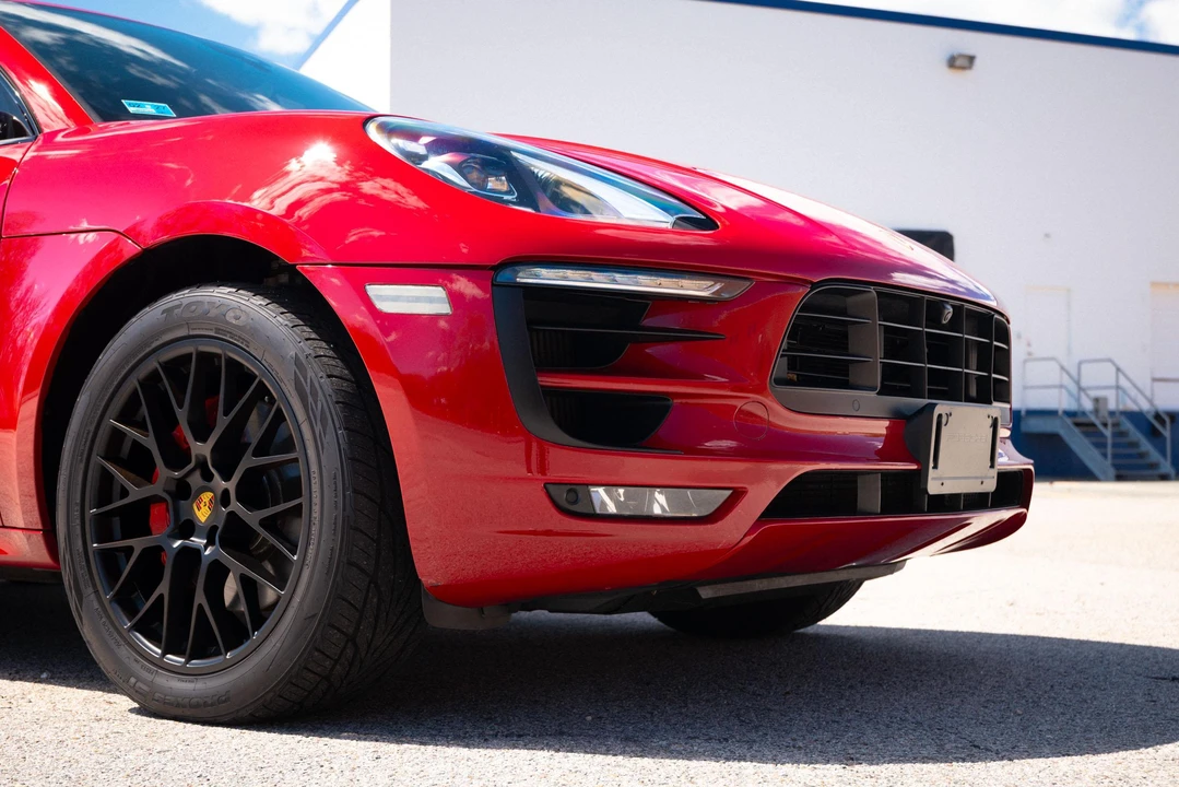 2017 Porsche Macan GTS - Image 13 of 31