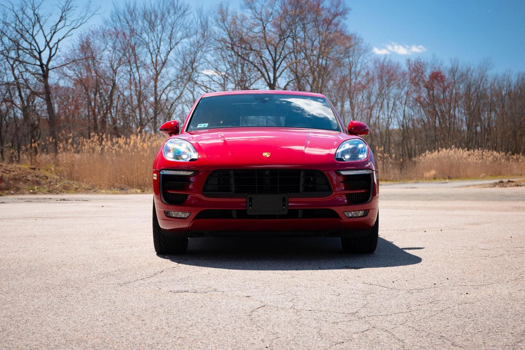 2017 Porsche Macan GTS - Image 7 of 31