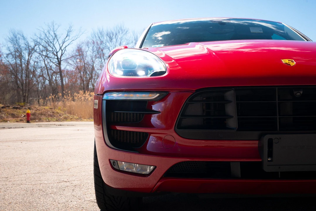 2017 Porsche Macan GTS - Image 19 of 31