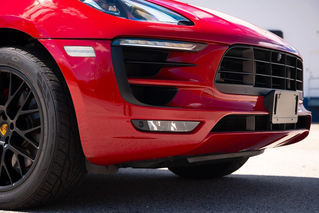 2017 Porsche Macan GTS - Image 14 of 31