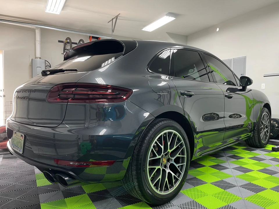 2017 Porsche Macan GTS - Image 2 of 9