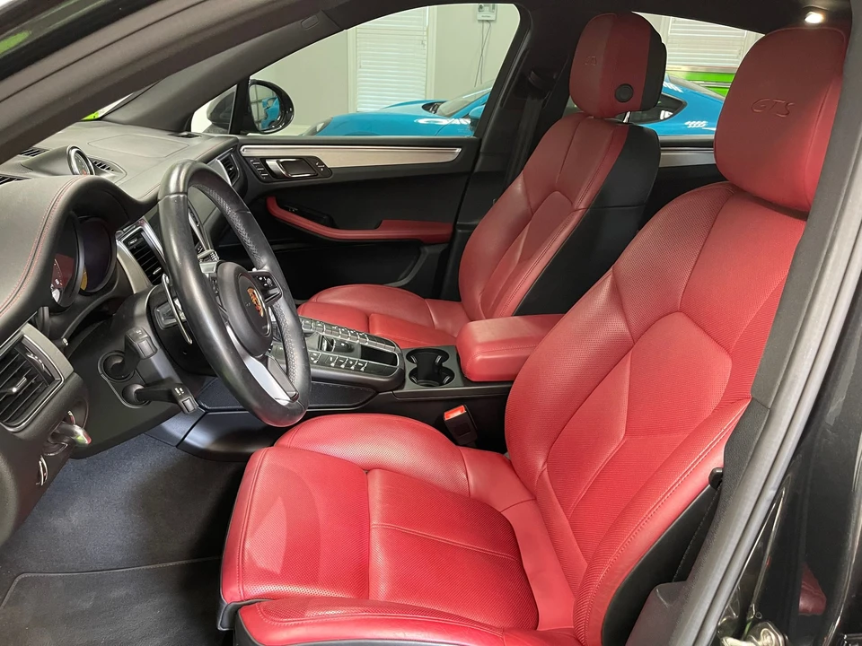 2017 Porsche Macan GTS - Image 4 of 9