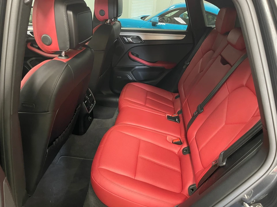 2017 Porsche Macan GTS - Image 6 of 9