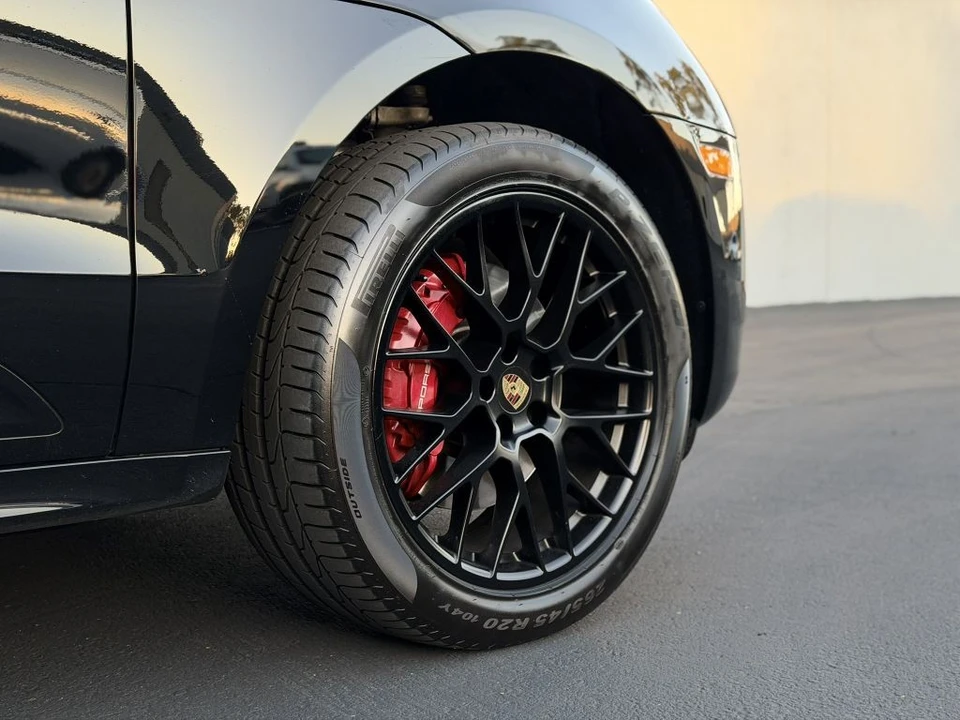 2017 Porsche Macan GTS - Image 12 of 21
