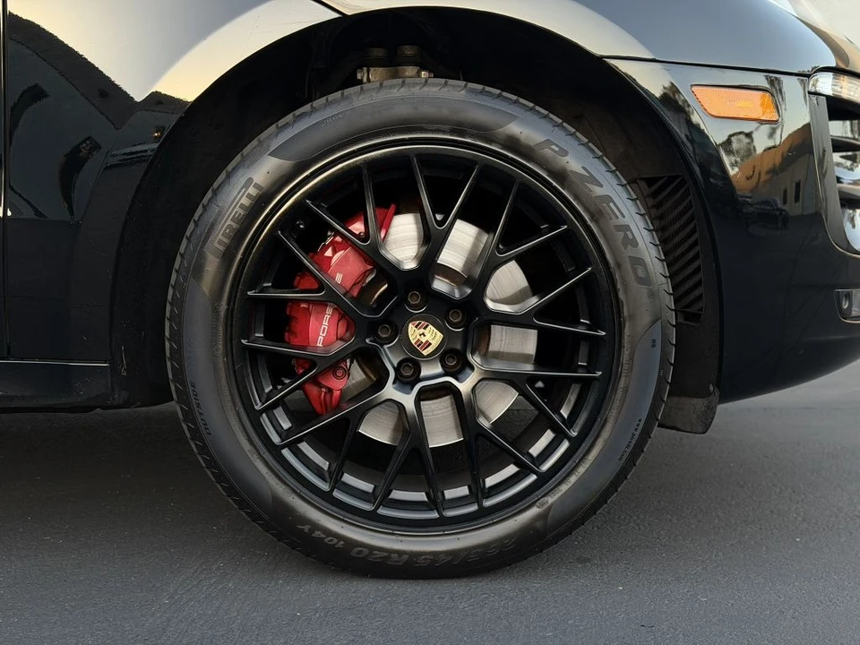 2017 Porsche Macan GTS - Image 10 of 21