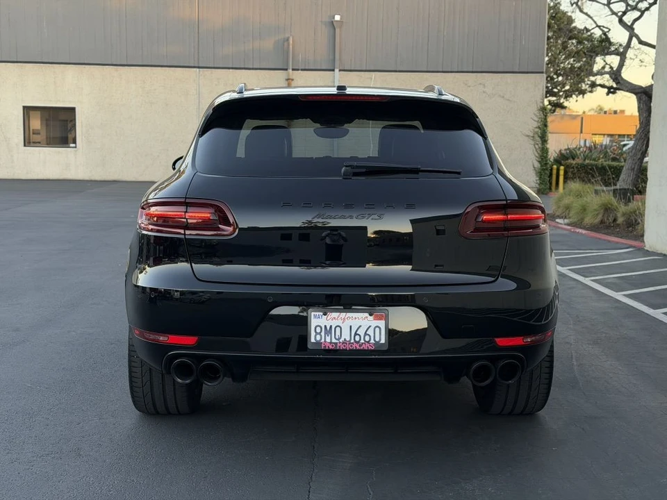 2017 Porsche Macan GTS - Image 7 of 21