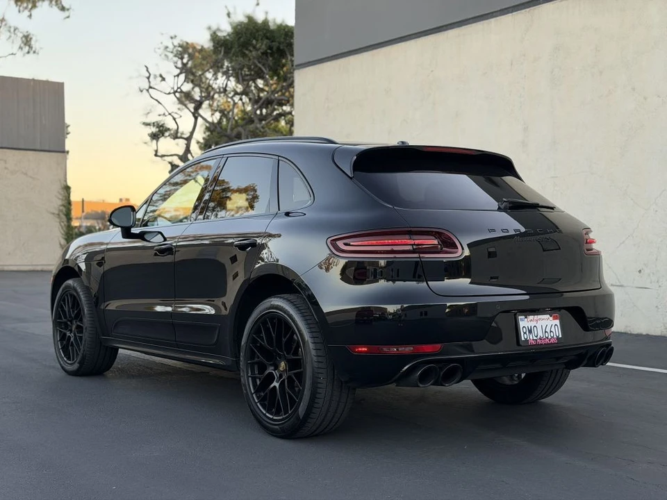 2017 Porsche Macan GTS - Image 3 of 21