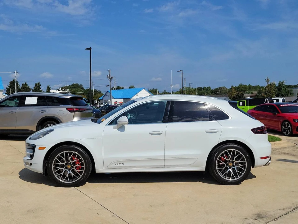 2017 Porsche Macan GTS - Image 2 of 5