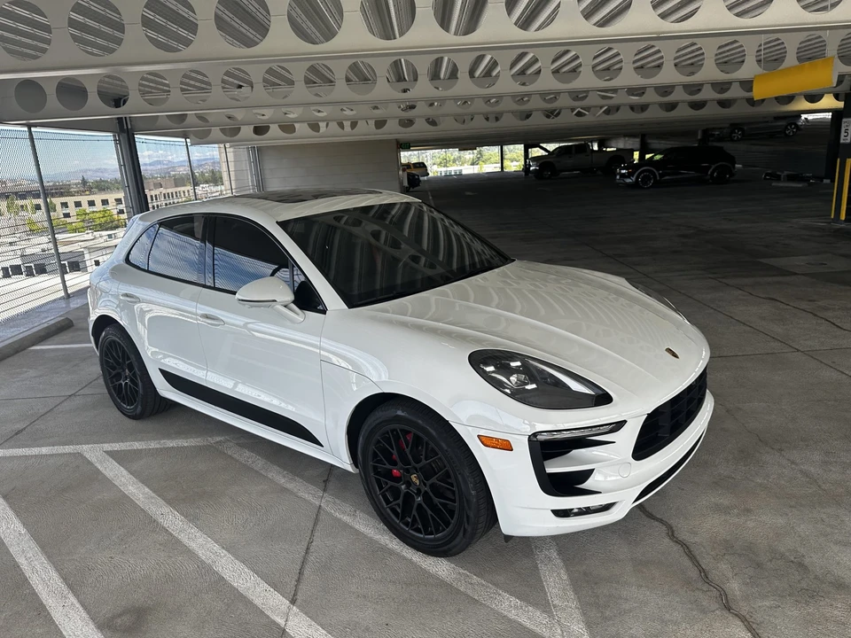 2017 Porsche Macan GTS - Image 6 of 31