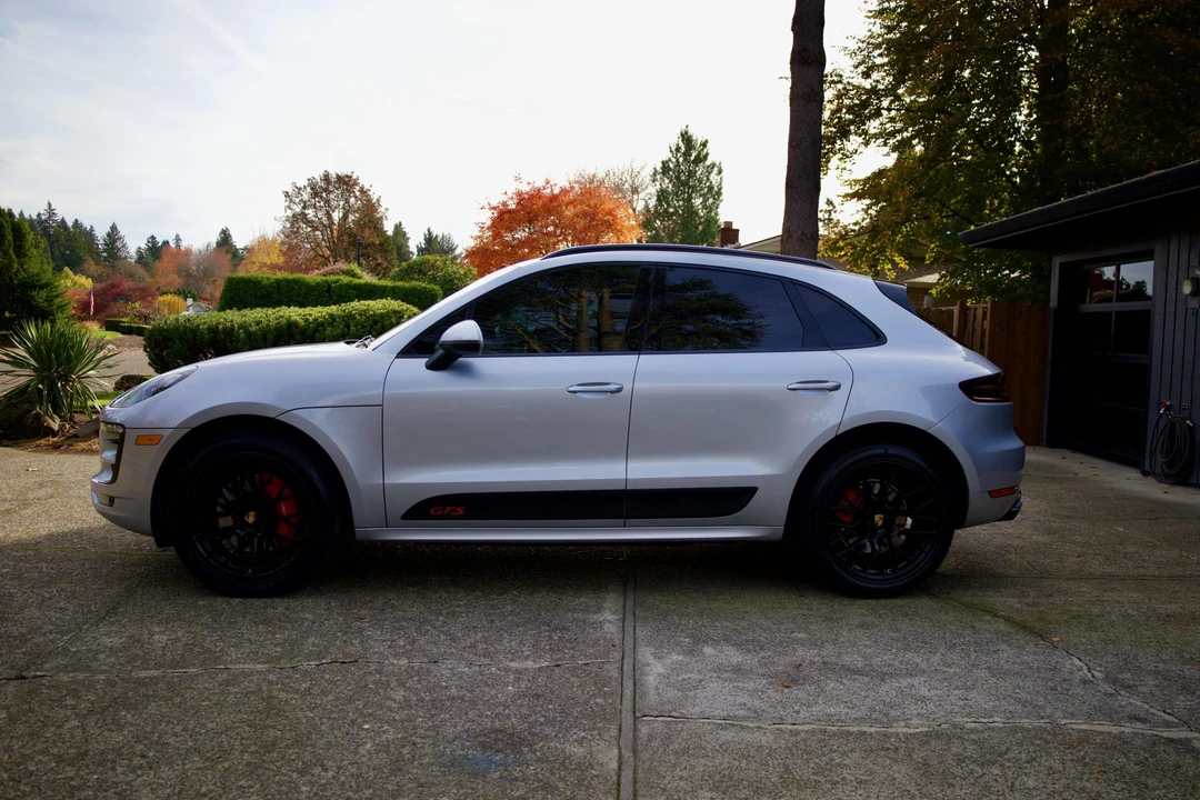 2017 Porsche Macan GTS - Image 23 of 31