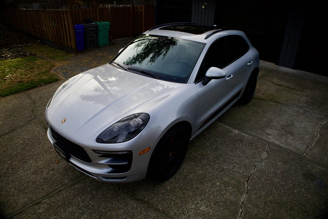 2017 Porsche Macan GTS - Image 10 of 31