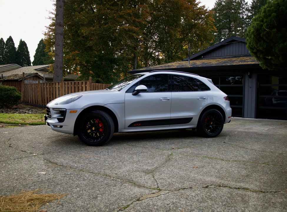 2017 Porsche Macan GTS - Image 15 of 31