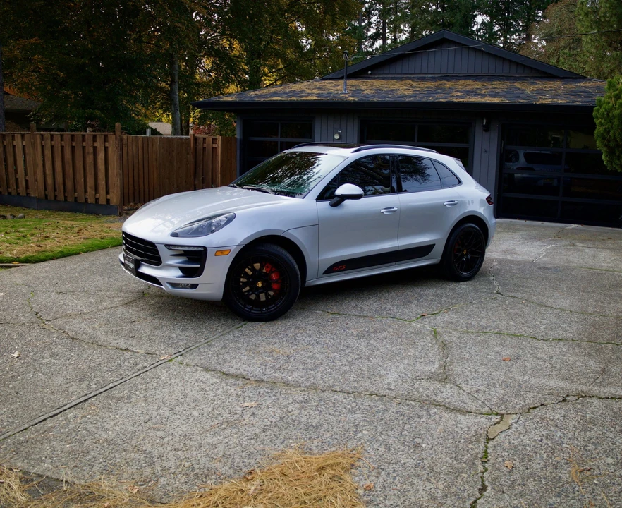 2017 Porsche Macan GTS - Image 22 of 31