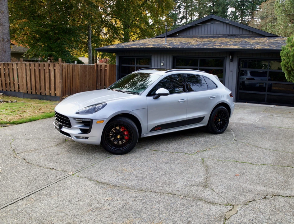 2017 Porsche Macan GTS - Image 20 of 31