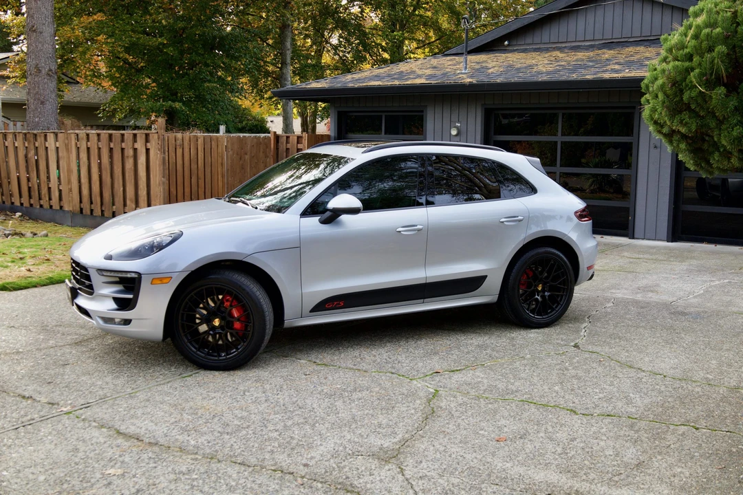 2017 Porsche Macan GTS - Image 17 of 31