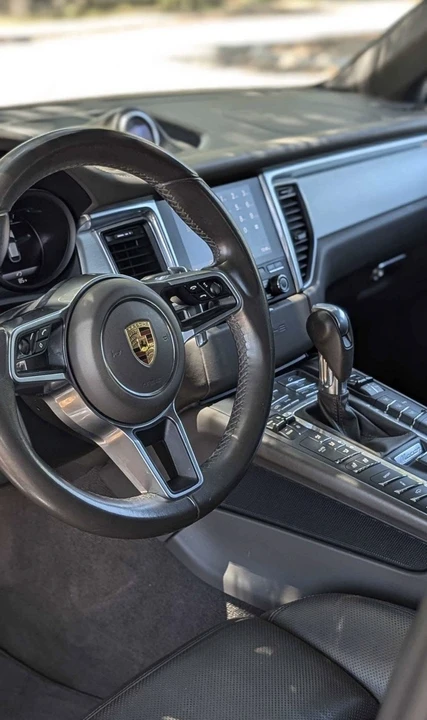 2017 Porsche Macan GTS - Image 7 of 13