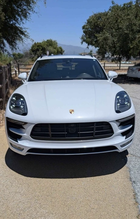 2017 Porsche Macan GTS - Image 2 of 12