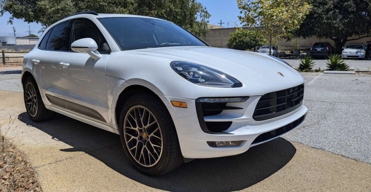 2017 Porsche Macan GTS - Image 3 of 12