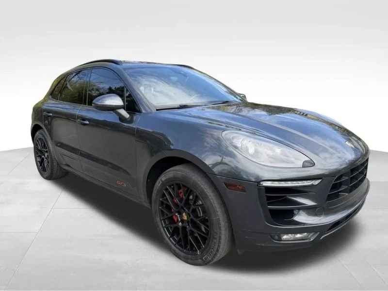 2017 Porsche Macan GTS - Image 8 of 12