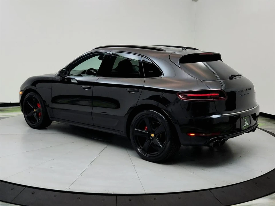 2017 Porsche Macan GTS - Image 7 of 12