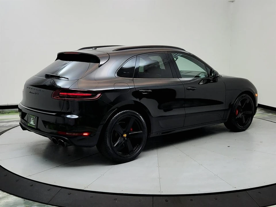 2017 Porsche Macan GTS - Image 5 of 12