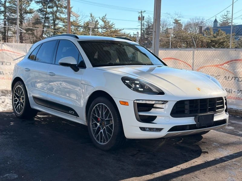 2017 Porsche Macan GTS - Image 6 of 12