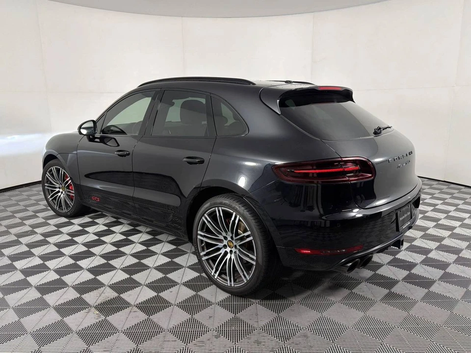 2017 Porsche Macan GTS - Image 3 of 5