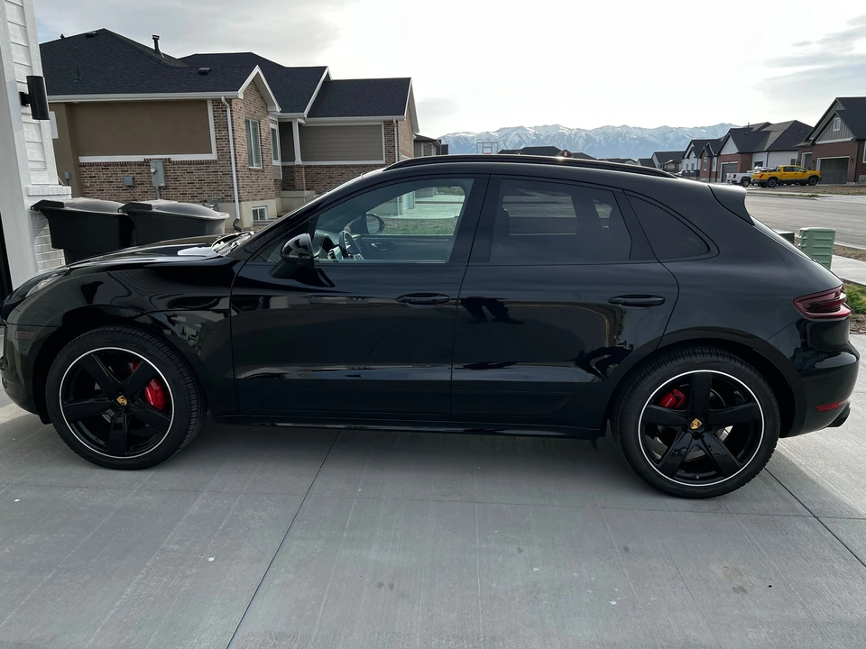 2017 Porsche Macan GTS - Image 3 of 13