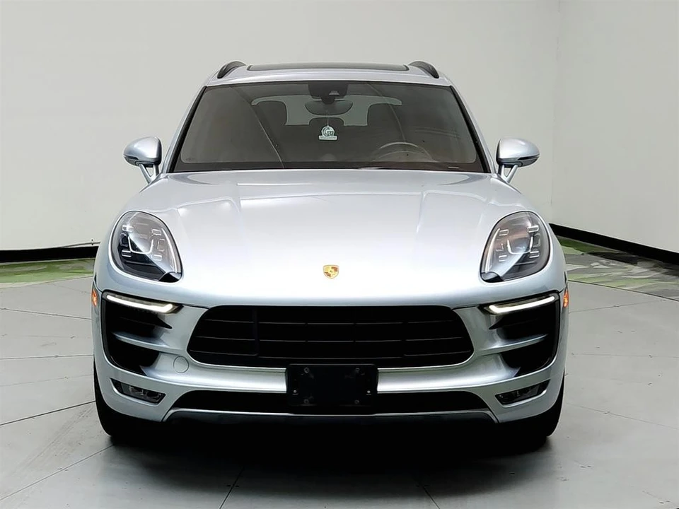 2017 Porsche Macan GTS - Image 2 of 12