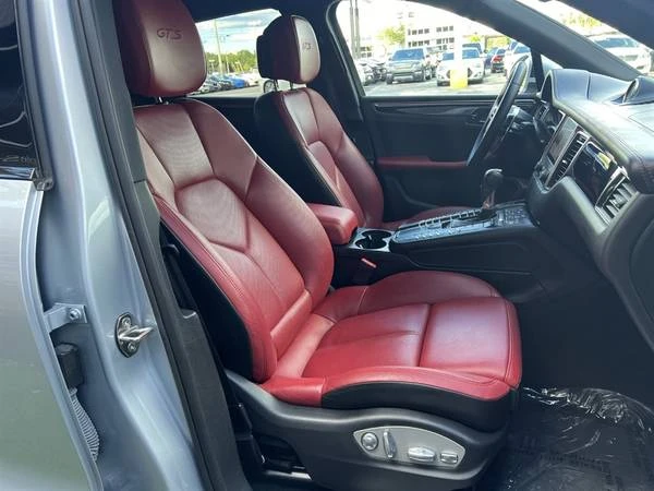 2017 Porsche Macan GTS - Image 4 of 11