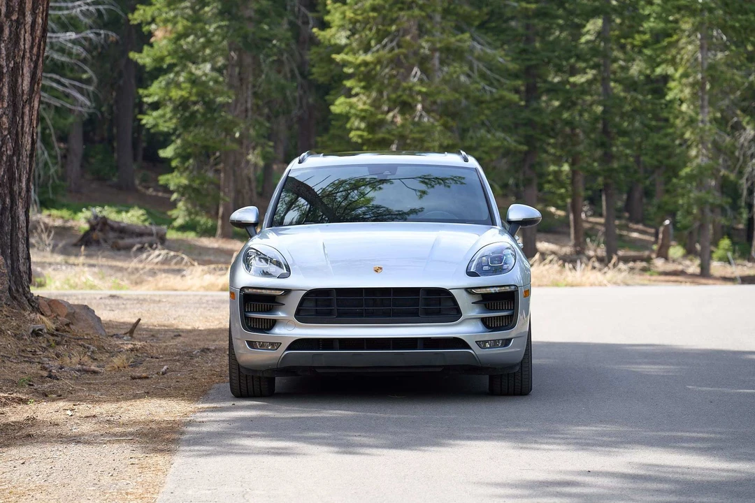 2017 Porsche Macan GTS - Image 2 of 20