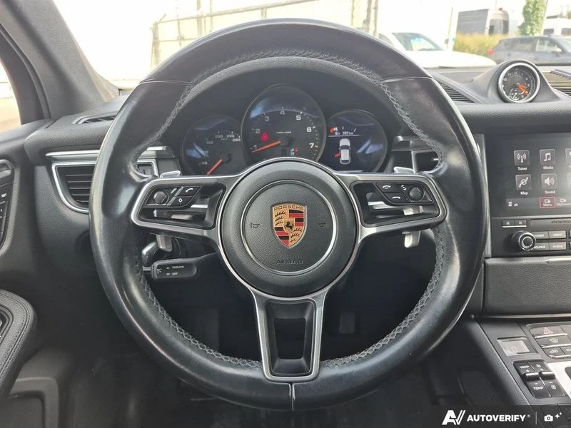 2017 Porsche Macan - Image 10 of 19