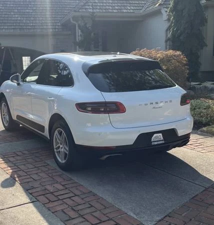 2017 Porsche Macan - Image 6 of 6