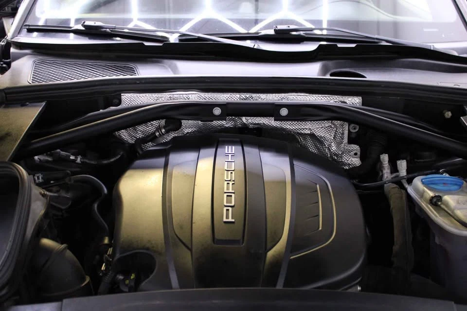 2017 Porsche Macan - Image 14 of 14