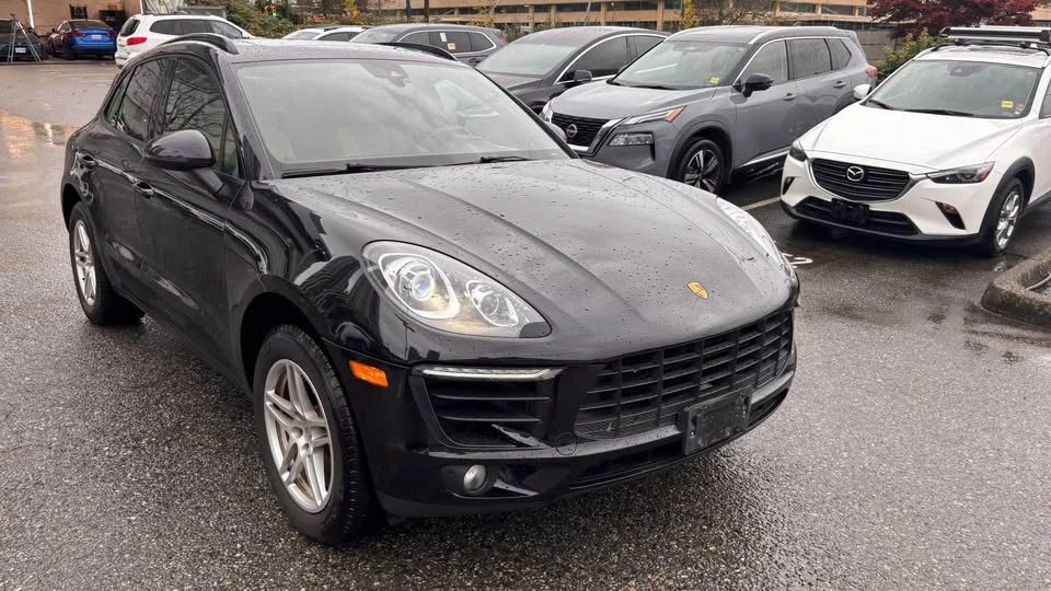 2017 Porsche Macan - Image 3 of 13