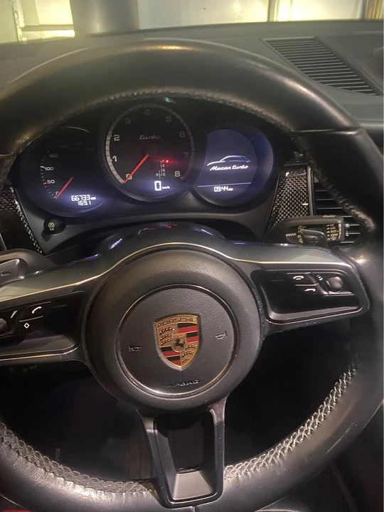 2017 Porsche Macan - Image 4 of 16