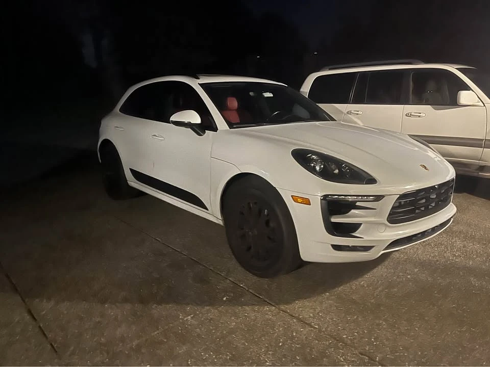 2017 Porsche Macan - Image 3 of 9