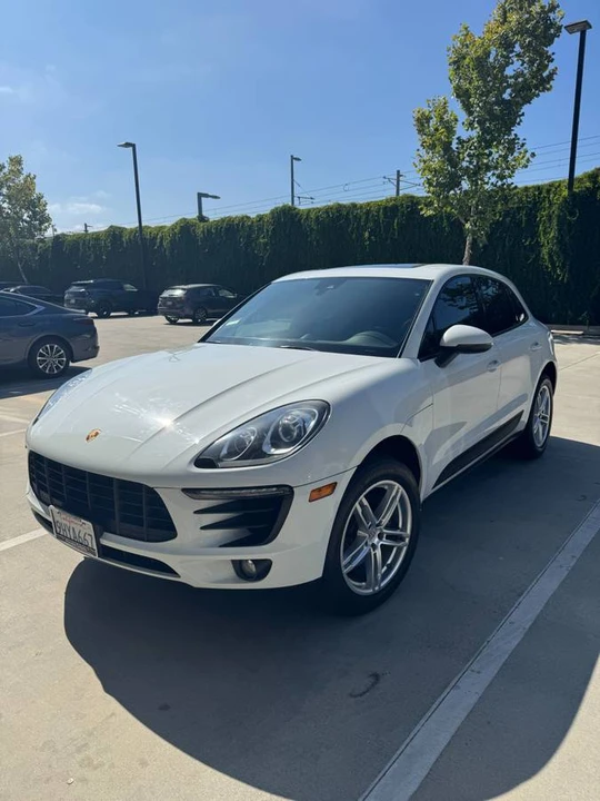 2017 Porsche Macan - Image 2 of 24
