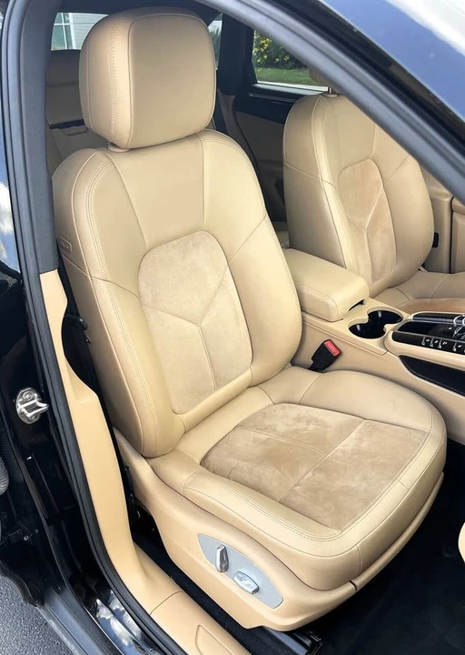 2017 Porsche Macan - Image 8 of 19