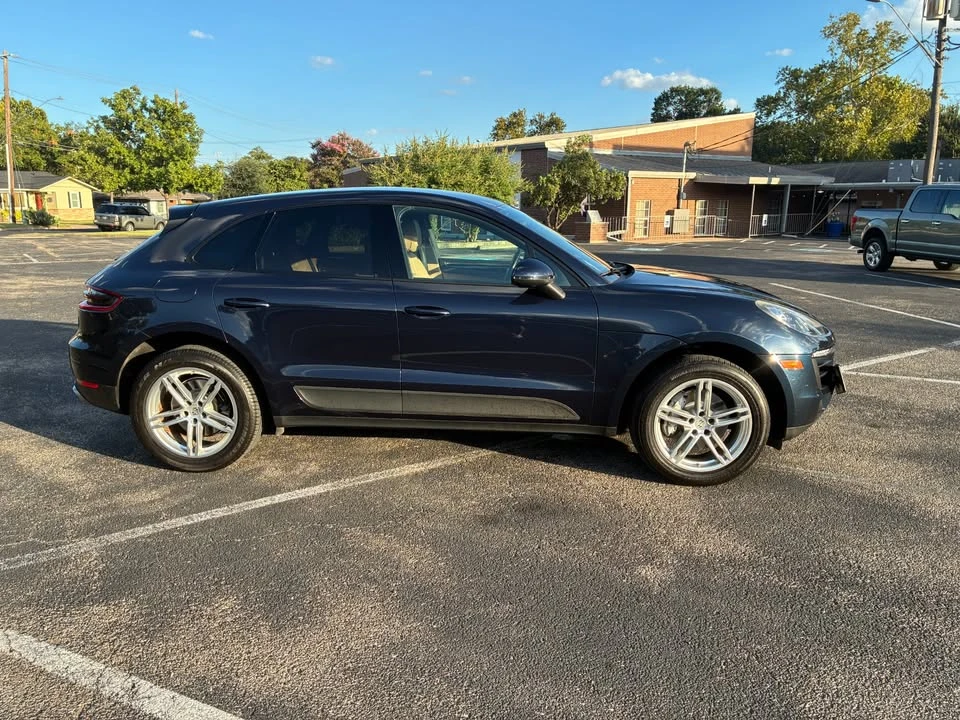 2017 Porsche Macan - Image 3 of 20