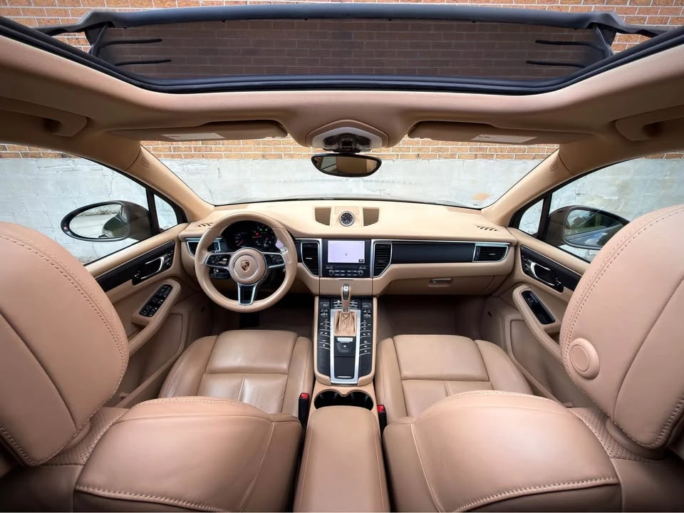 2017 Porsche Macan - Image 13 of 20