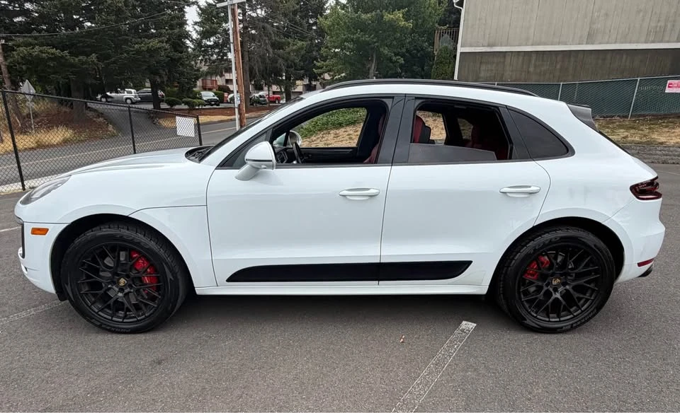 2017 Porsche Macan - Image 4 of 19